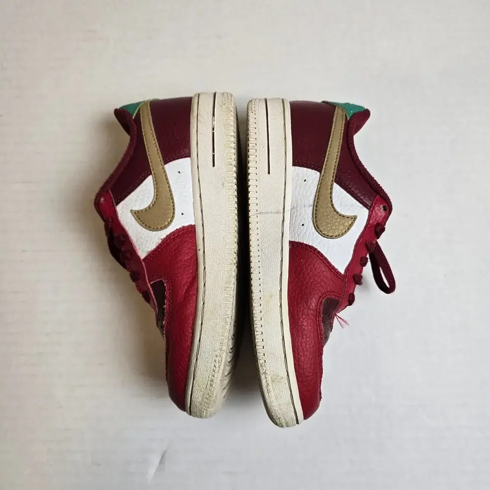 Nike Air Force 1 GS Kids Size 1.5Y Red Gold Christmas Shoes Sneakers DQ4710-600